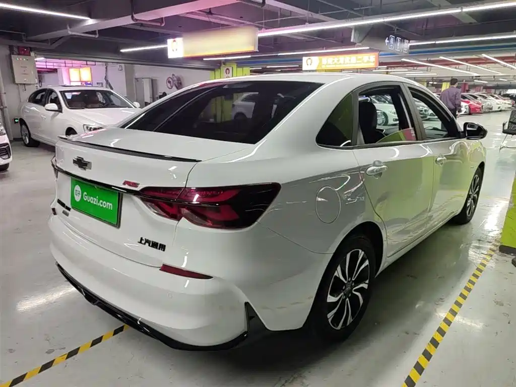 Monza Mild Hybrid RS 330 T Auto Smooth