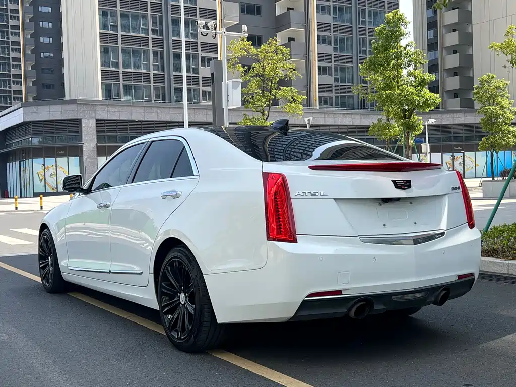 Cadillac ATS-L 28 T Fashion
