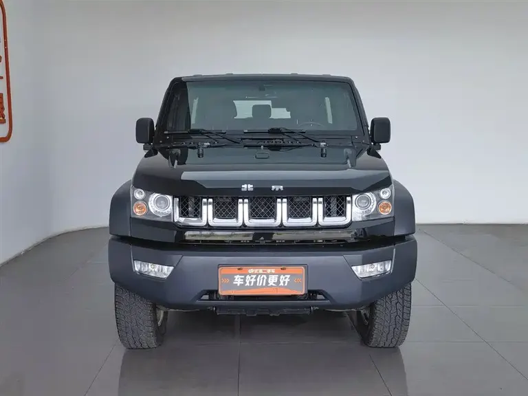 BAIC BJ40 40 L 2.0 T Manual 4 WD Distinguished