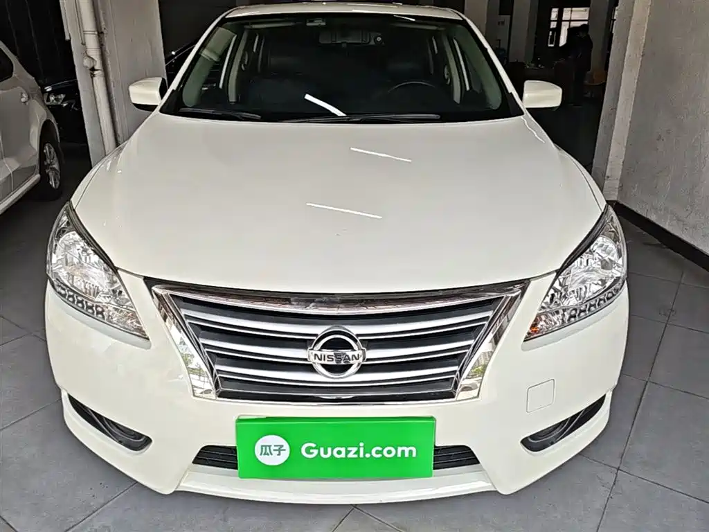 Sylphy 1.6 XV CVT Premium