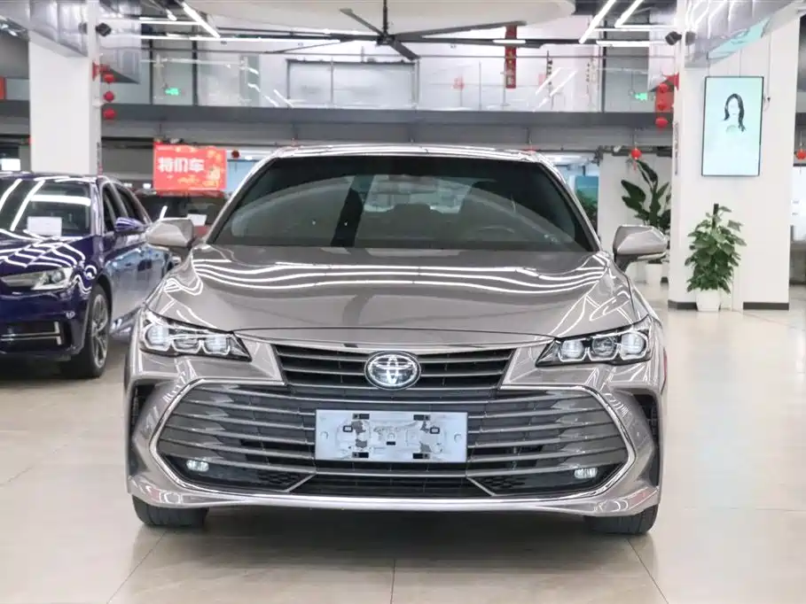 Avalon 2.0 L Luxury CN-VI