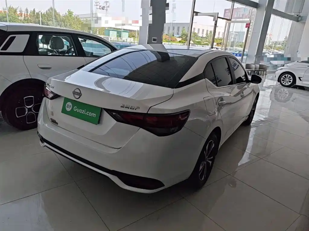 Sylphy 1.6 L CVT Joy