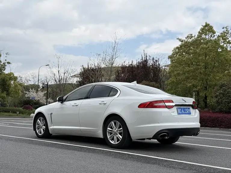 Jaguar XF XF 2.0 T Elegance