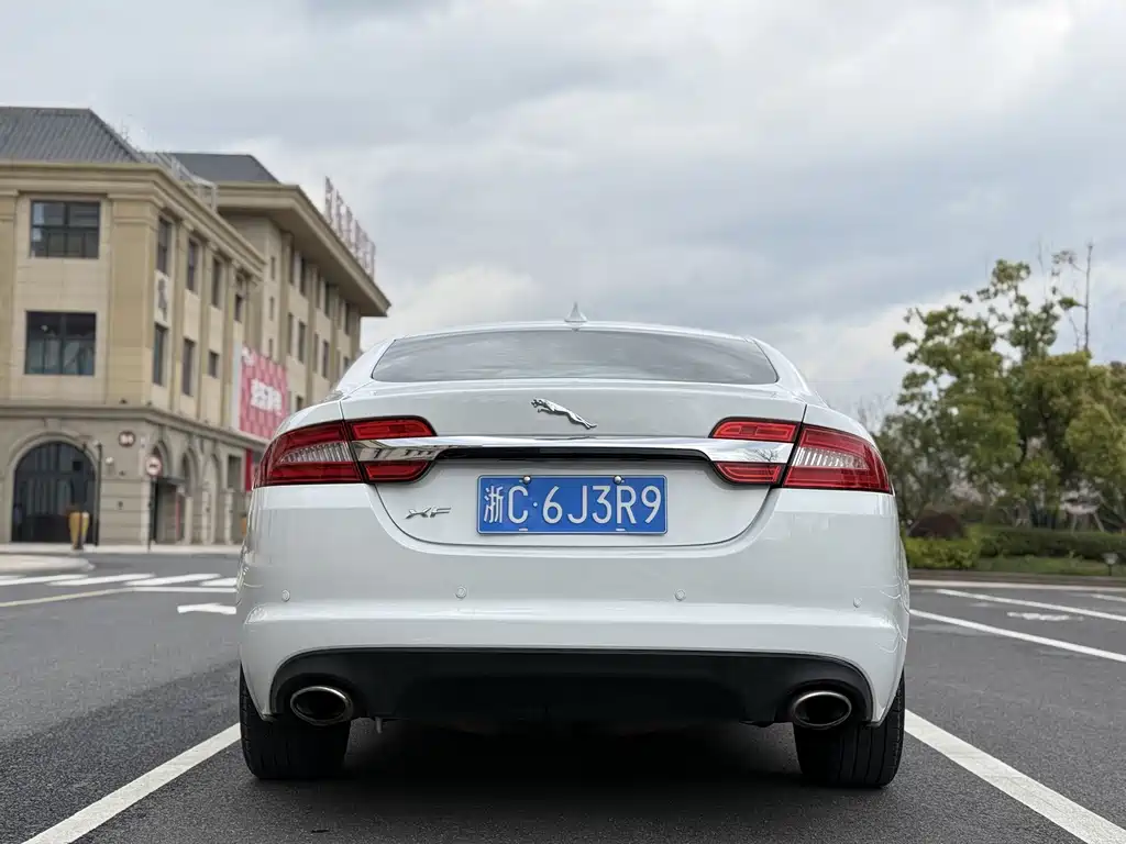 Jaguar XF XF 2.0 T Elegance