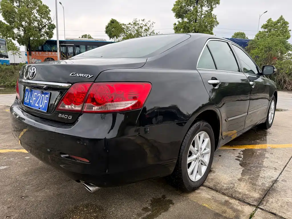 Camry 200 G Luxury