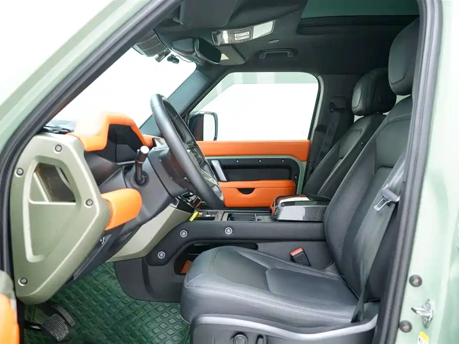 Land Rover Defender 110 3.0 T P400 75 Anniversary Legend