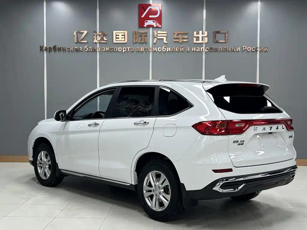 Haval M6 PLUS 1.5 T DCT Luxury Connected
