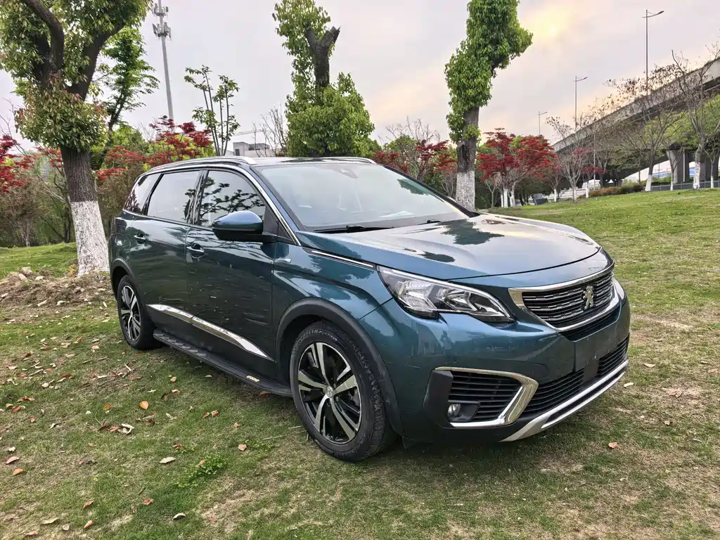 Peugeot 5008 350 THP 7-seat Elite