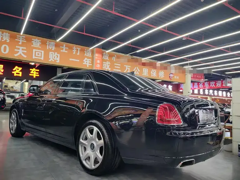 Rolls-Royce Ghost 6.6 T Standard