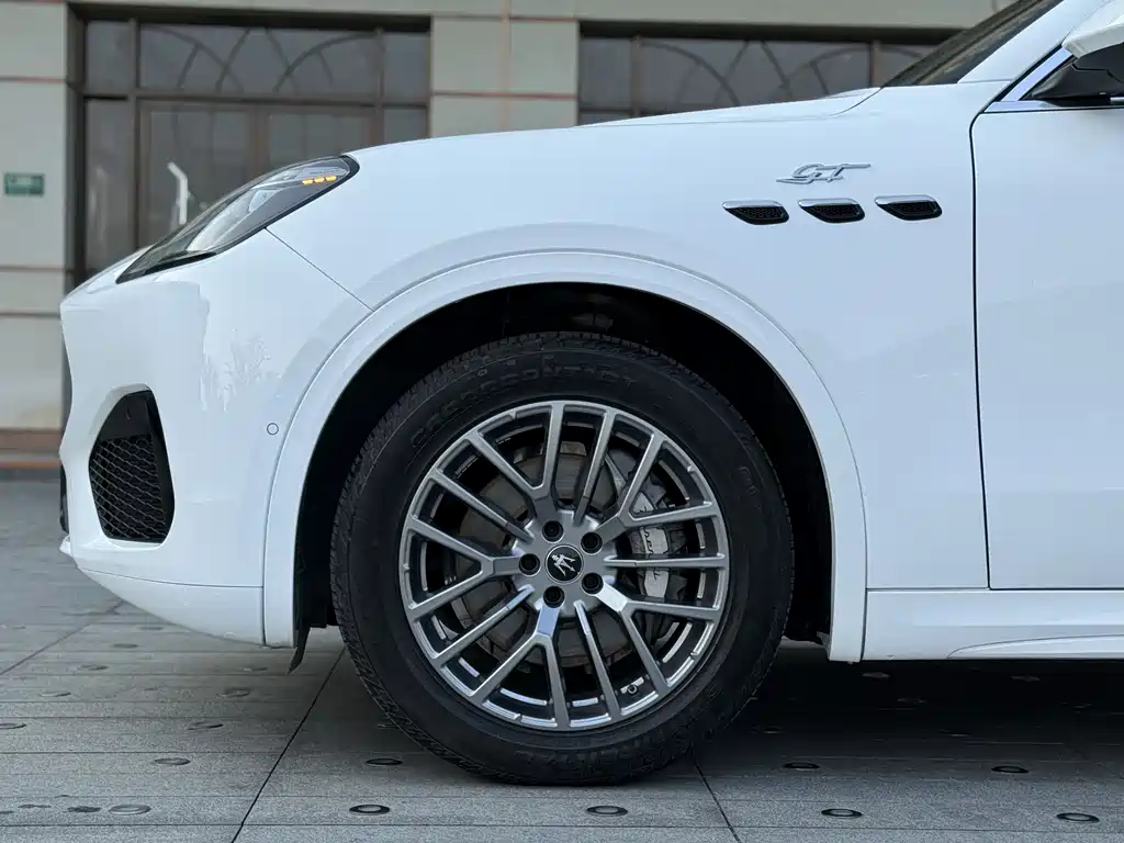 Grecale 2.0 T GT