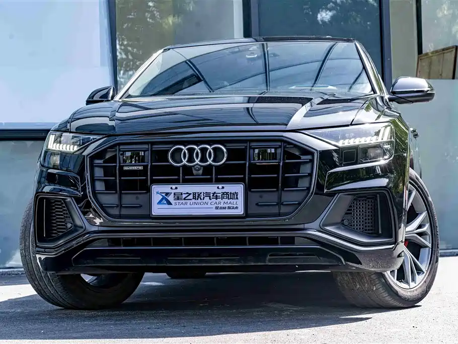 Audi Q8 55 TFSI Select Dynamic