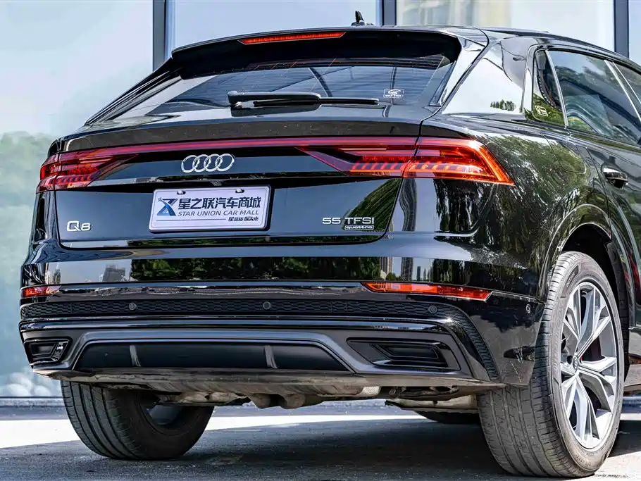 Audi Q8 55 TFSI Select Dynamic