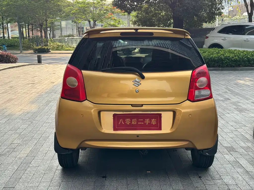 Alto 奥拓 2009款 1.0 L 自动豪华型