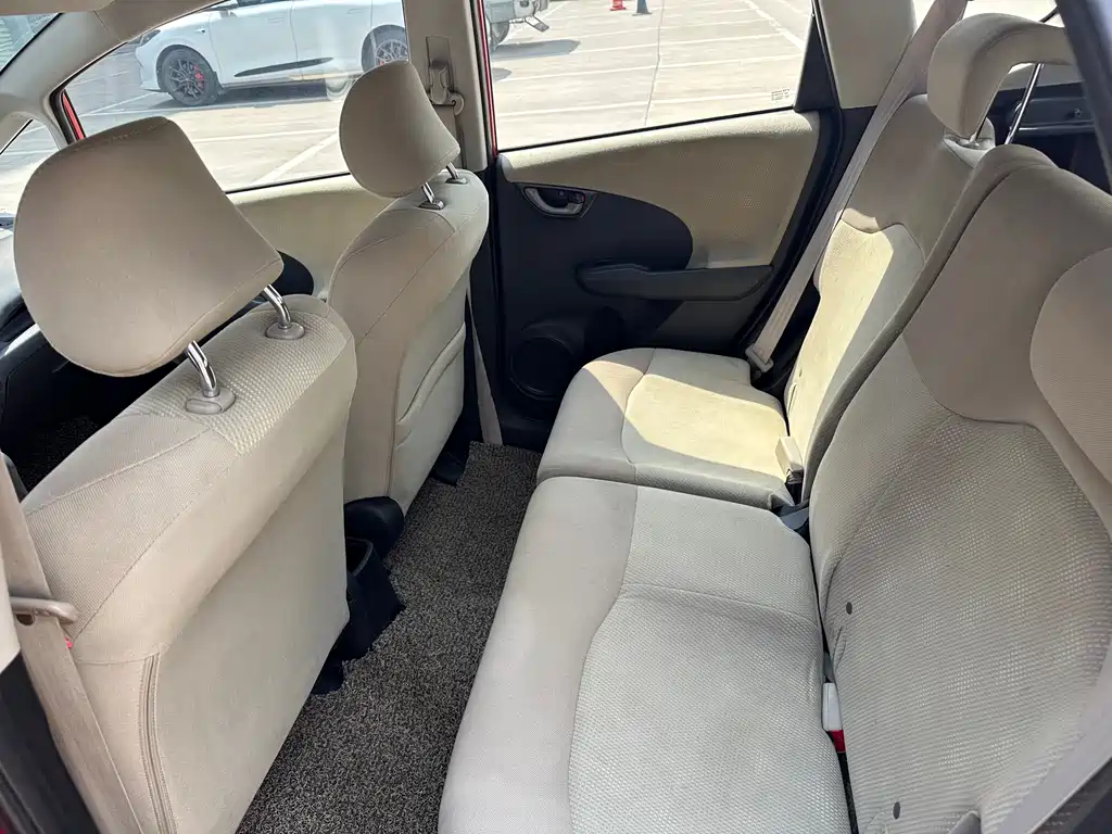 Fit 1.3 L Auto Comfort