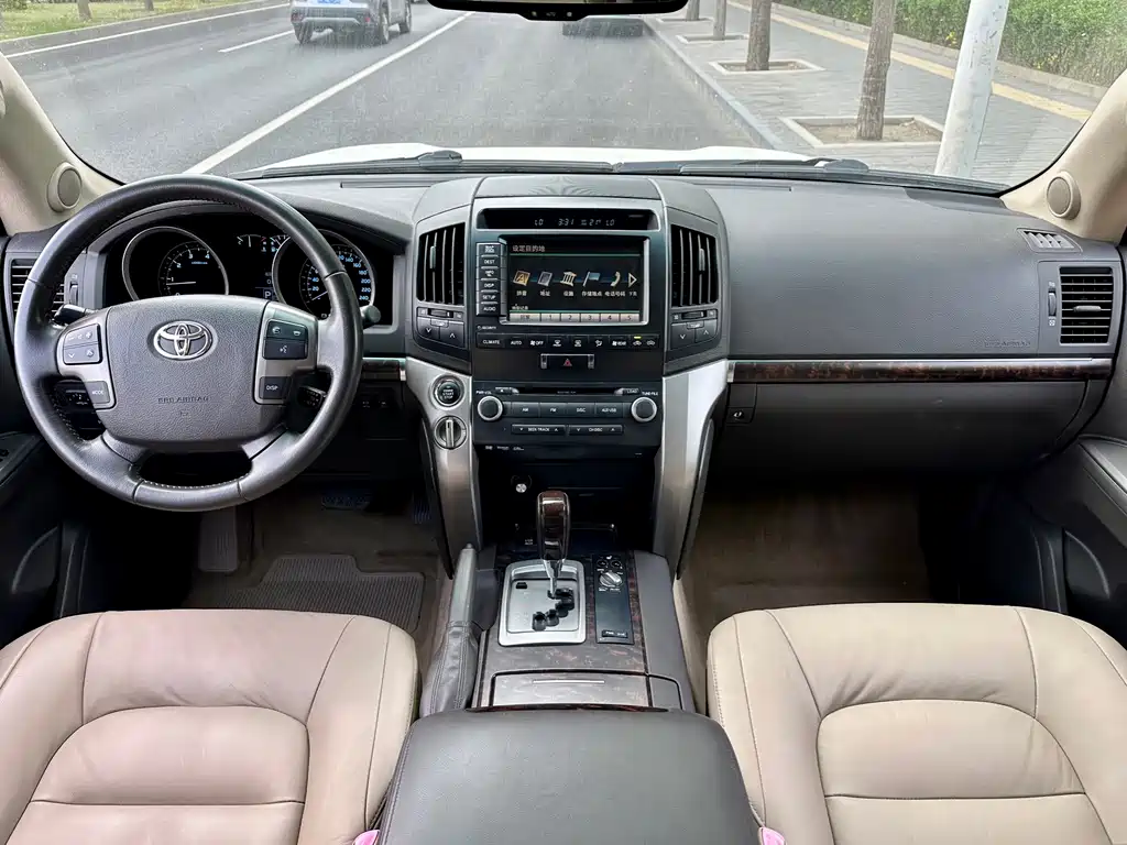 Land Cruiser 4.7 L Auto VX