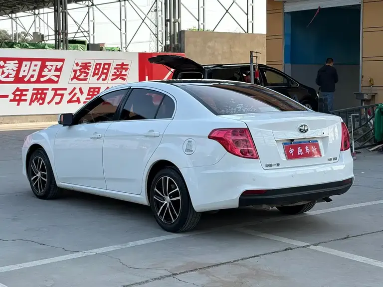 Besturn B50 奔腾B50 2016款 1.6 L 手动豪华型