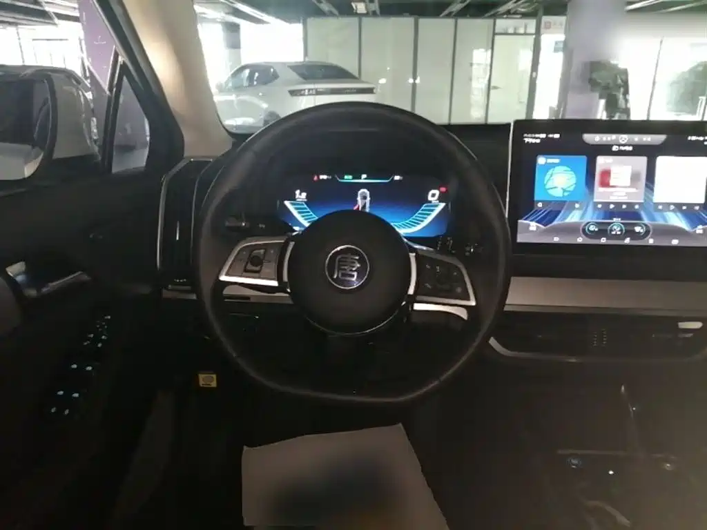 Tang 2.0 T Auto Connected Honored 7-seat CN-V