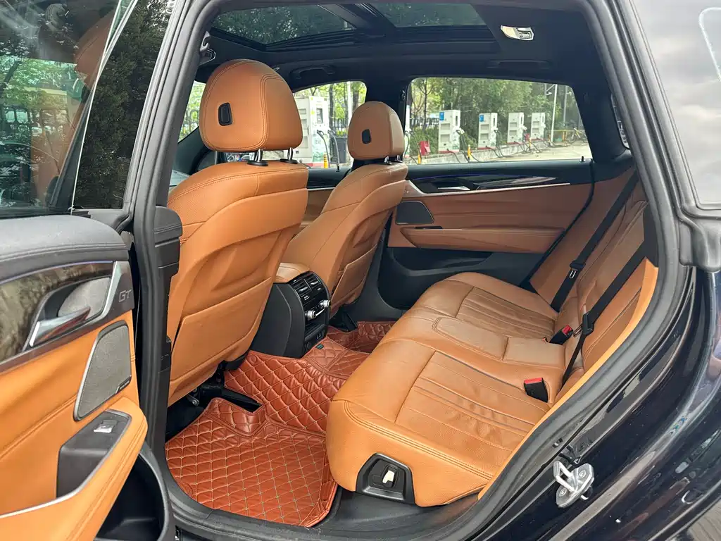 BMW 6 Series GT 630 i M Sport Package