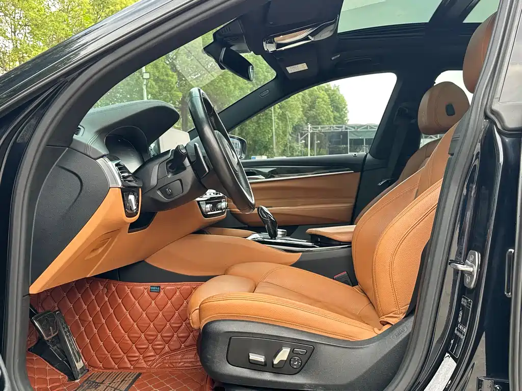 BMW 6 Series GT 630 i M Sport Package