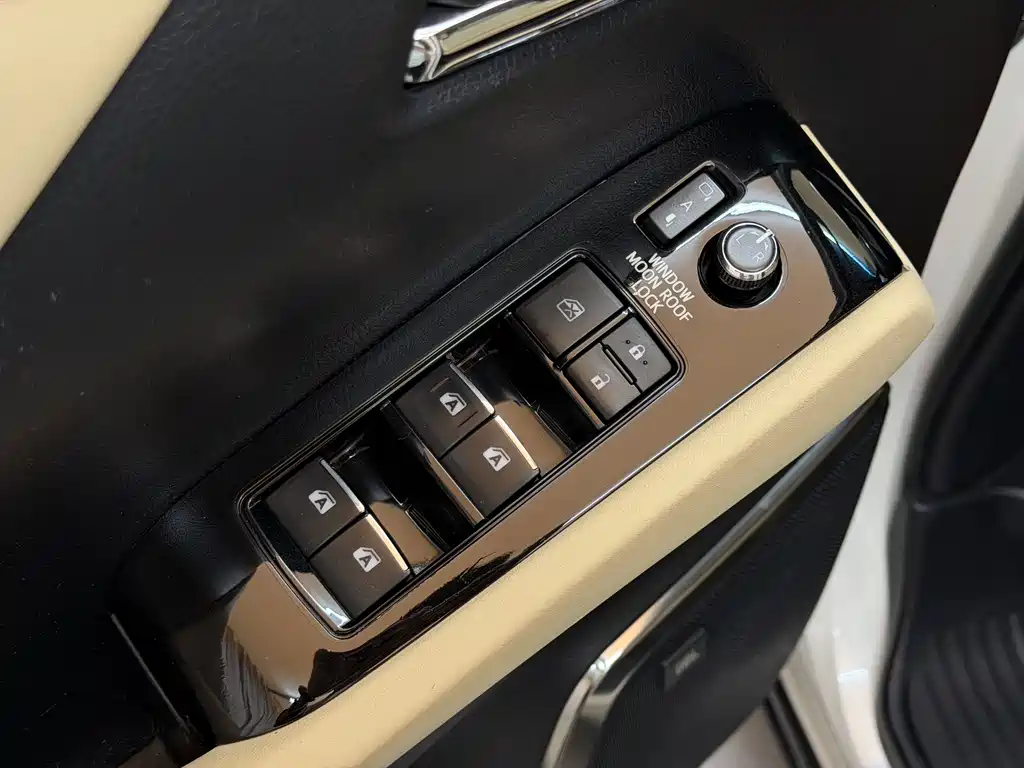 Alphard 3.5 L Luxury