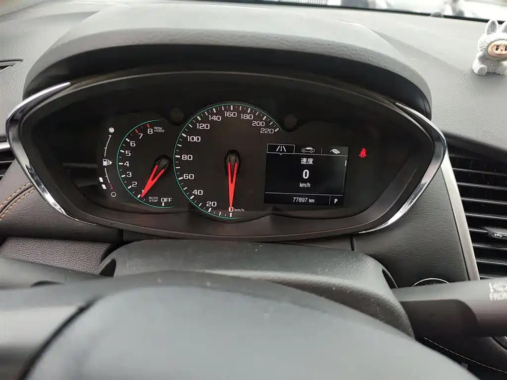 Tracker 1.4 T Auto 2 WD Luxury