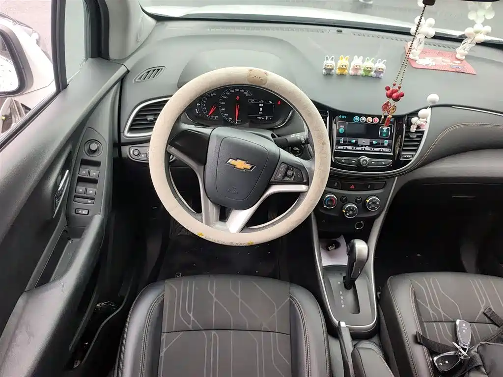 Tracker 1.4 T Auto 2 WD Luxury