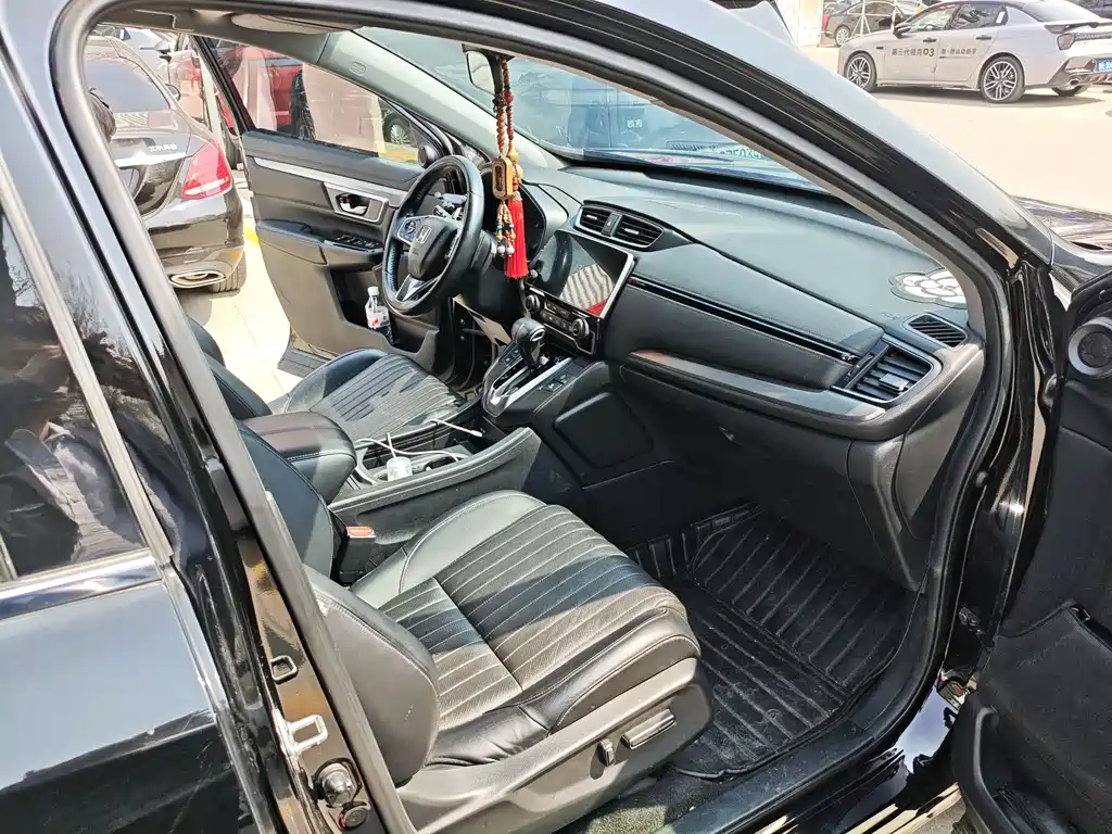 Breeze 240 TURBO CVT 2 WD Distinguished