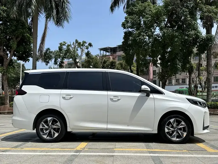 GAC Trumpchi M6 PRO 270 T DCT Luxury