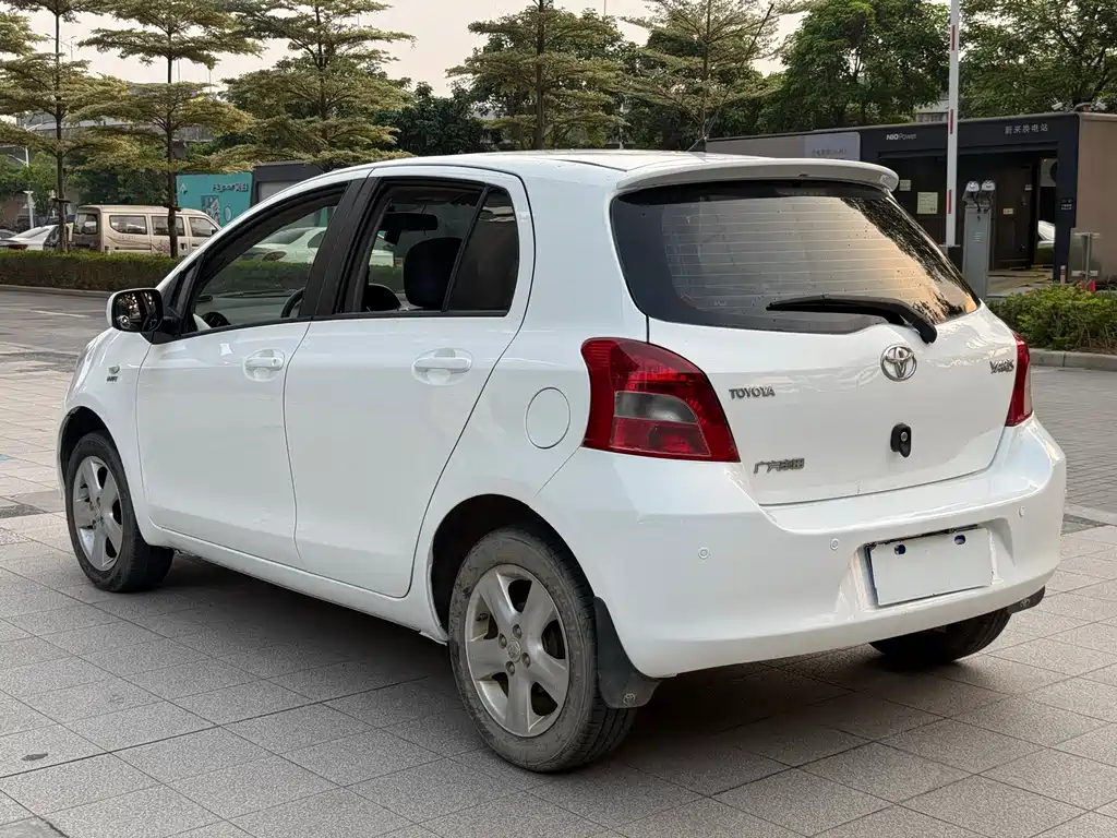 Yaris 雅力士 2011款 1.6 G 自动炫动版