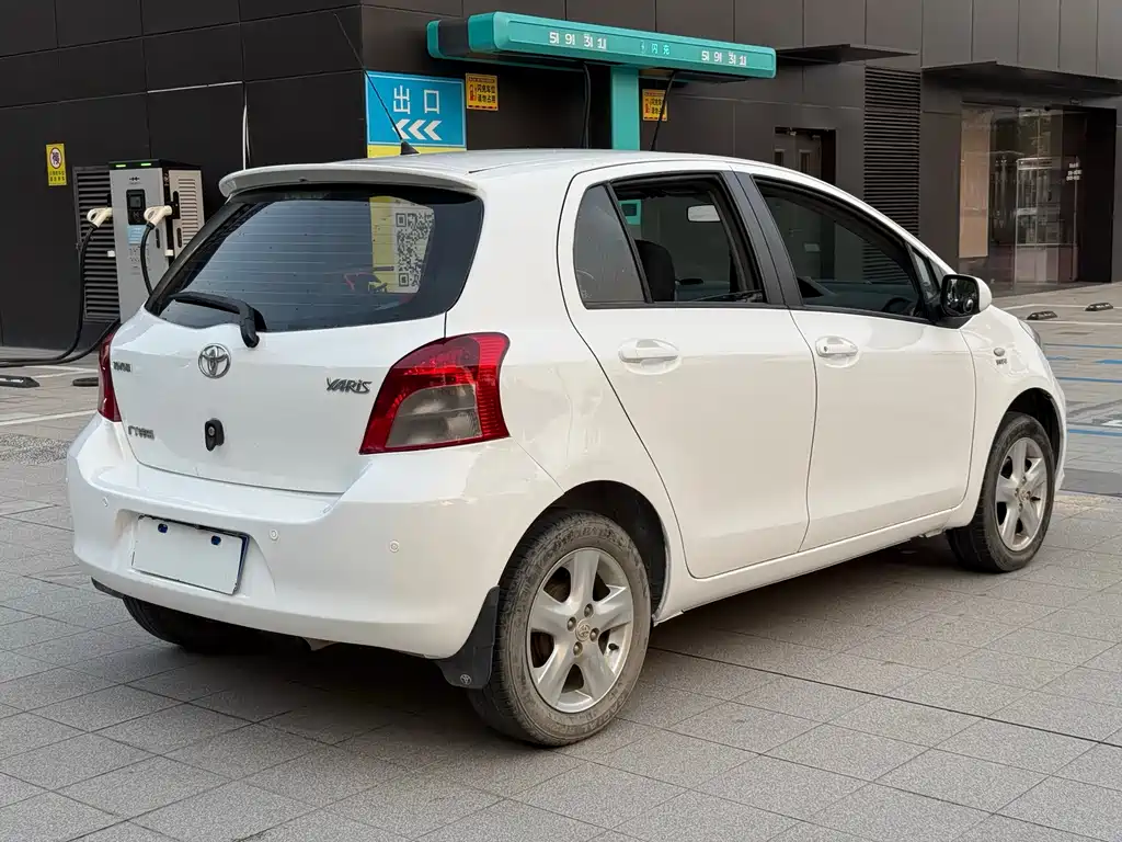 Yaris 雅力士 2011款 1.6 G 自动炫动版
