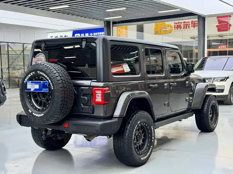 Jeep Wrangler 2.0 T Sahara 4-door