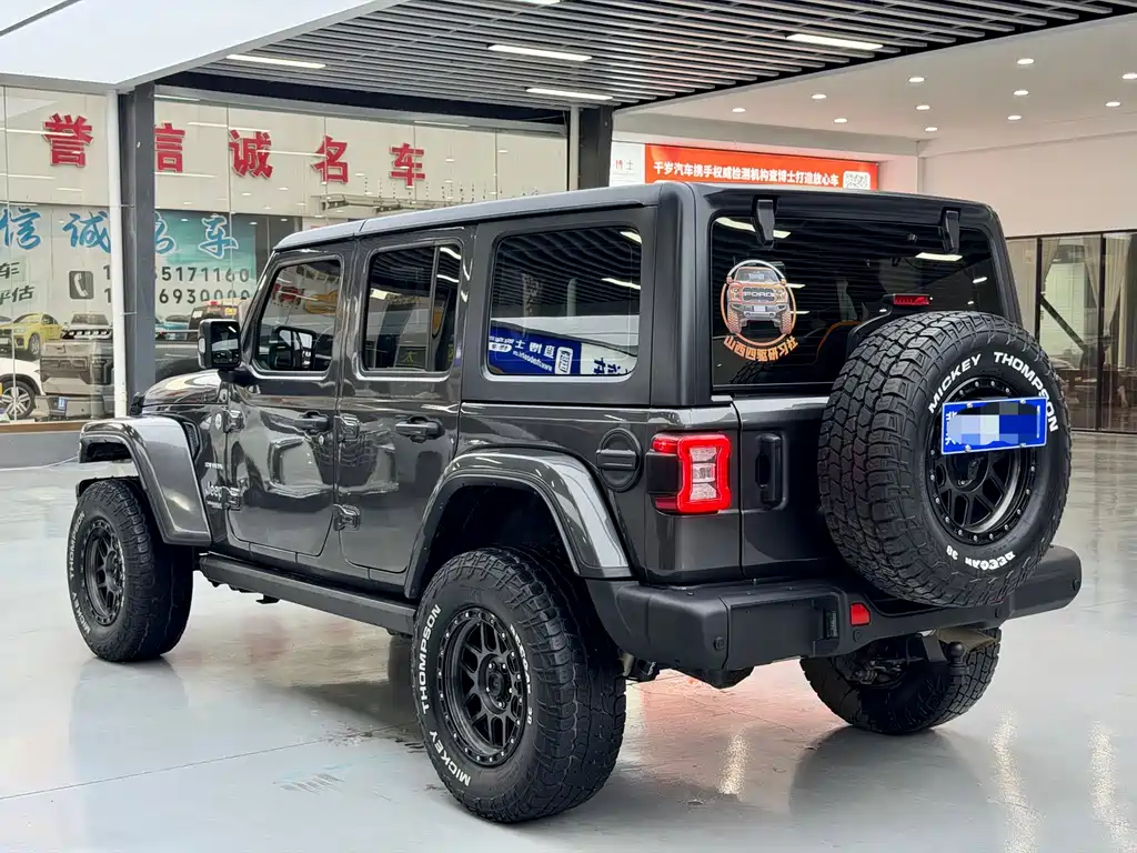 Wrangler 2.0 T Sahara 4-door