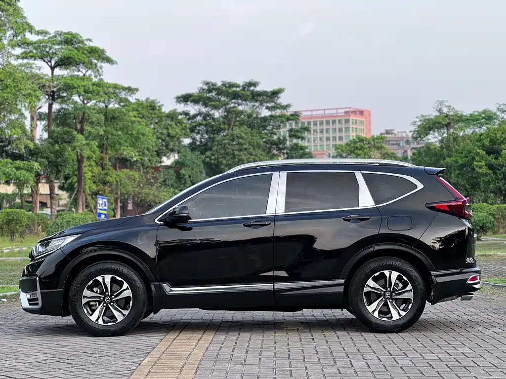 Honda CR-V 240 TURBO CVT 2 WD Style