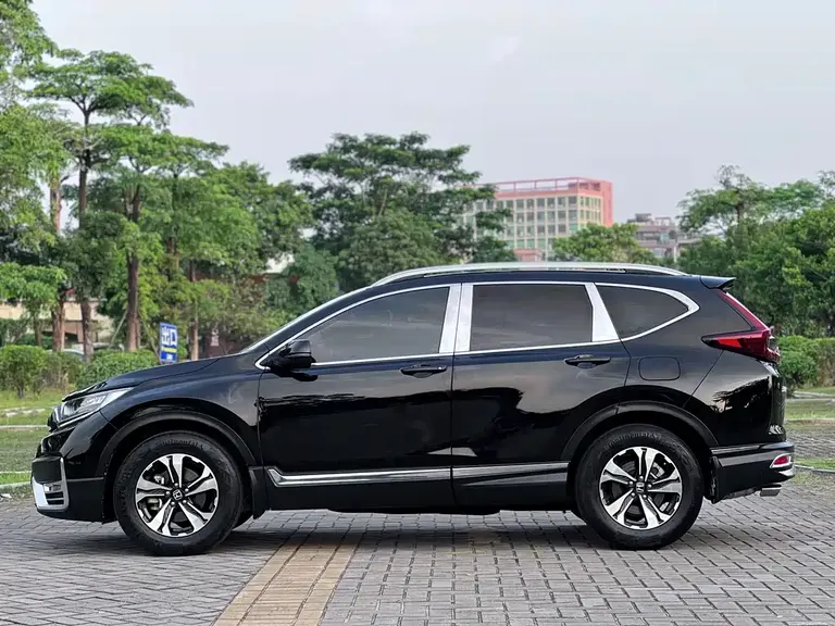 Honda CR-V 240 TURBO CVT 2 WD Style