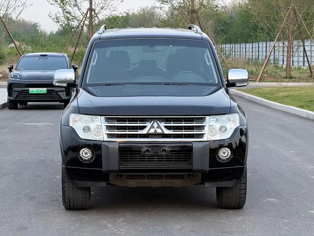 Pajero (Import) 帕杰罗(进口) 2010款 3.0 L 自动精英版