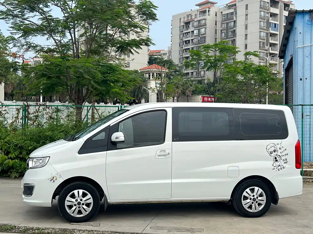 Refine M3 Maker 1.6 L Luxury Smart