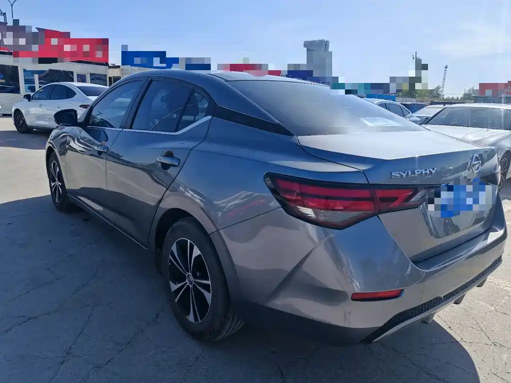 Sylphy 1.6 L XL CVT Joy