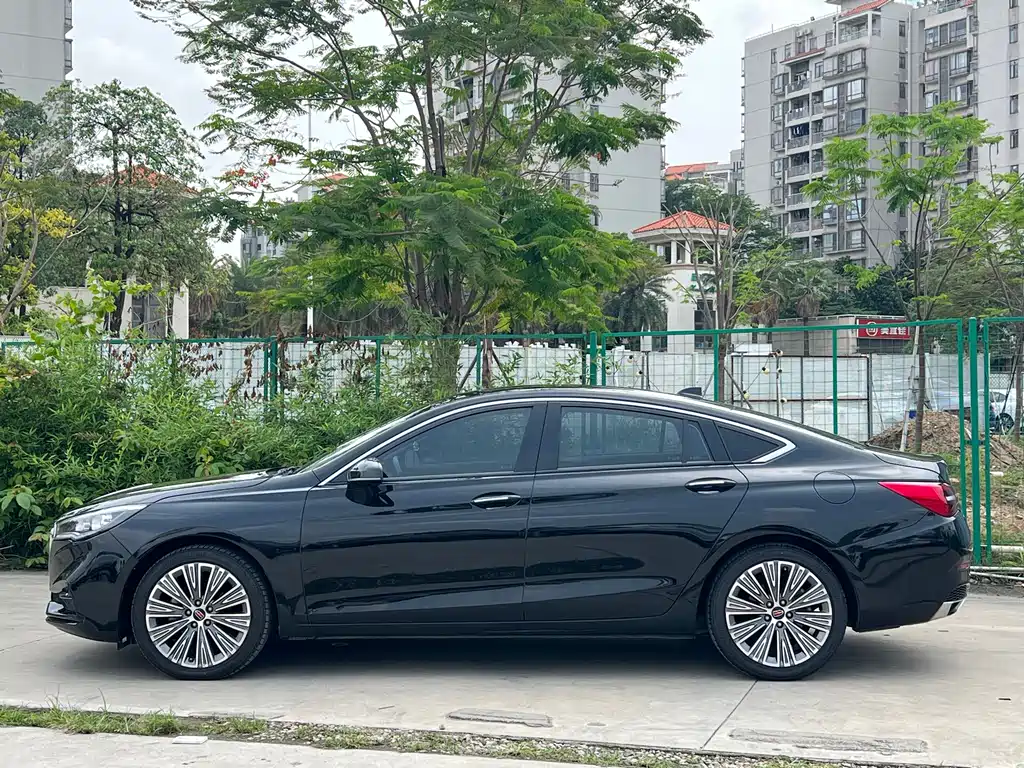 Hongqi H5 Classic 1.5 T DCT Flagship Charm