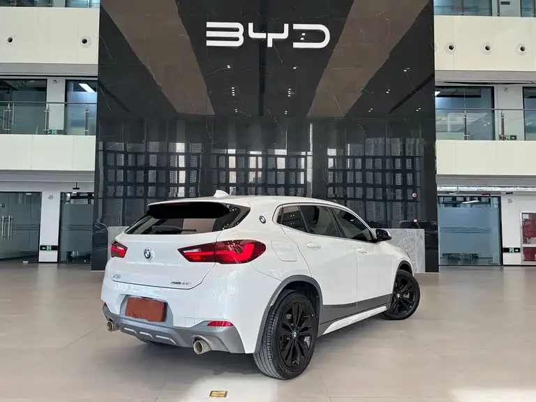 BMW X2 Facelift sDrive25 i M Offroad Package