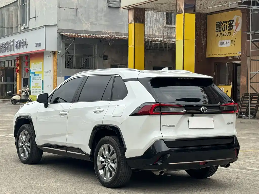 Wildlander 2.0 L CVT 2 WD Urban