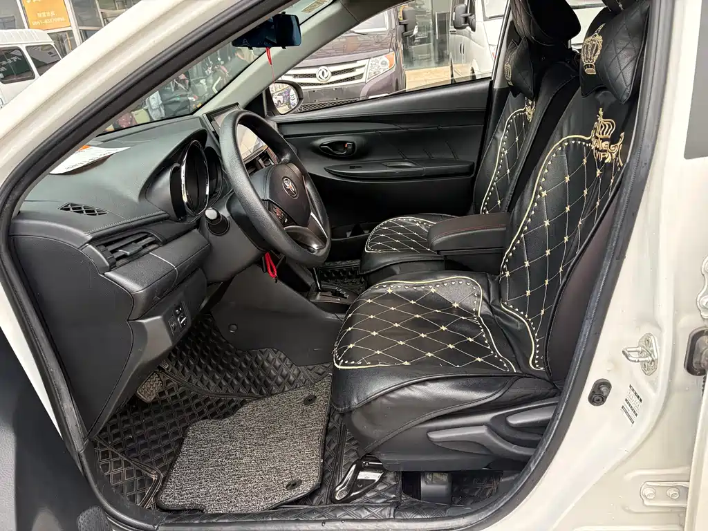 Vios 1.5 L CVT Creation
