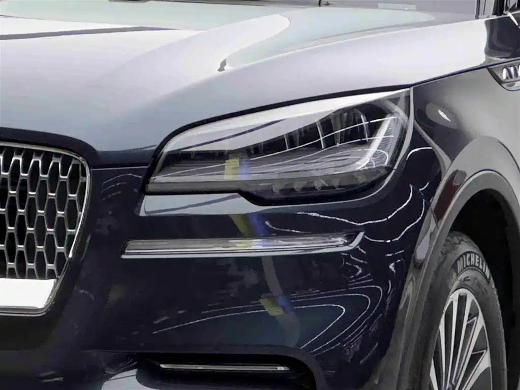 Aviator 3.0 T V6 4 WD Graceful