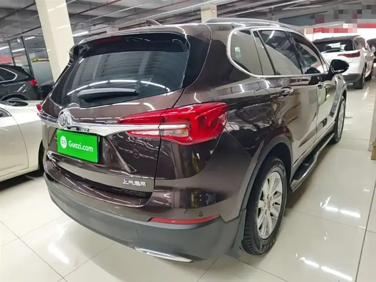 Buick Envision Plus 20 T 2 WD Leading