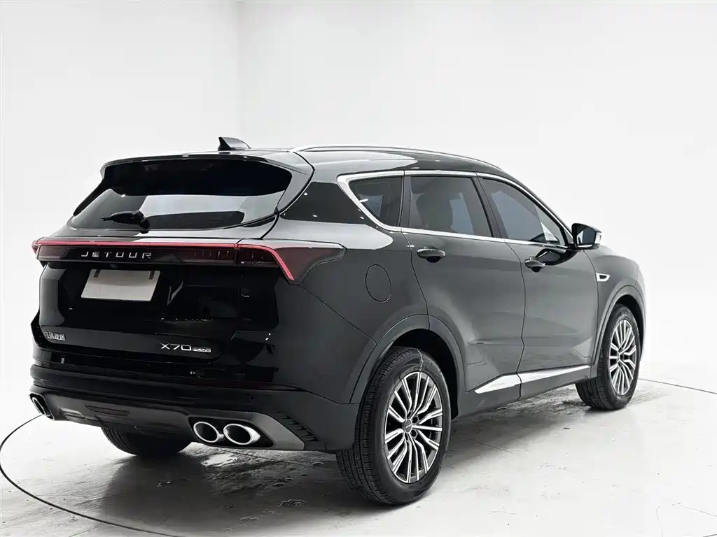 Jetour X70 PLUS 1.5 T DCT Brave PLUS 5-seat