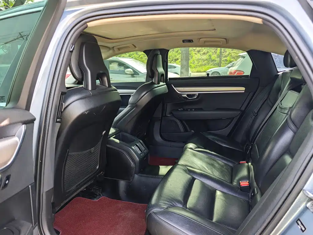 Volvo S90 T4 Smart Ease