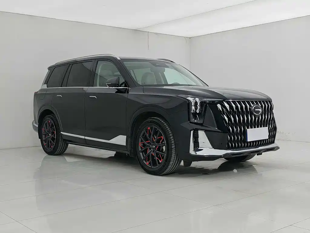 GAC Trumpchi GS8 传祺GS8 2022款 领航系列 2.0 TGDI 四驱至尊版（六座）