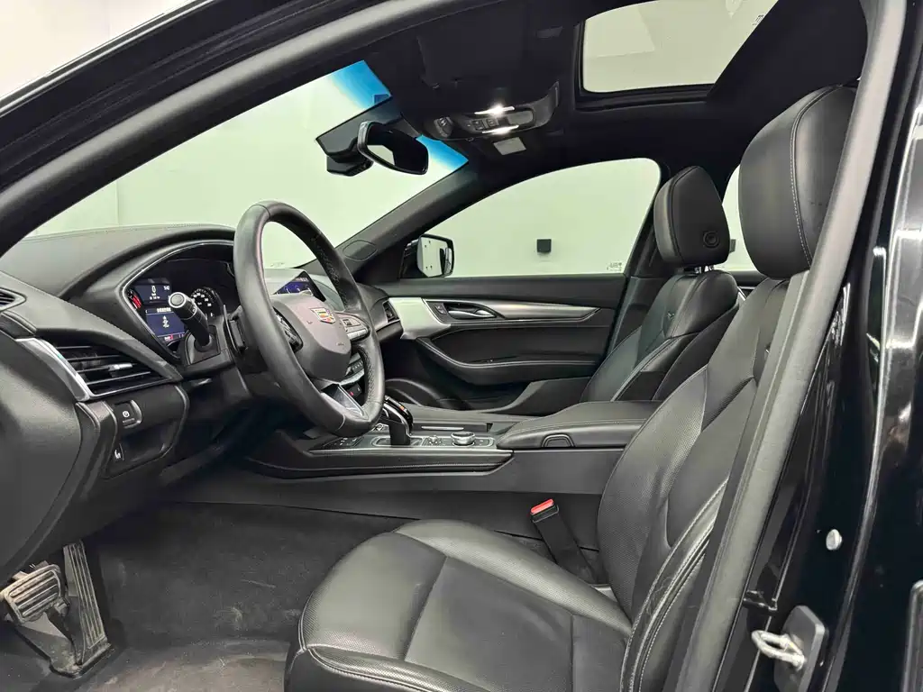 Cadillac CT5 Facelift 28 T Luxury