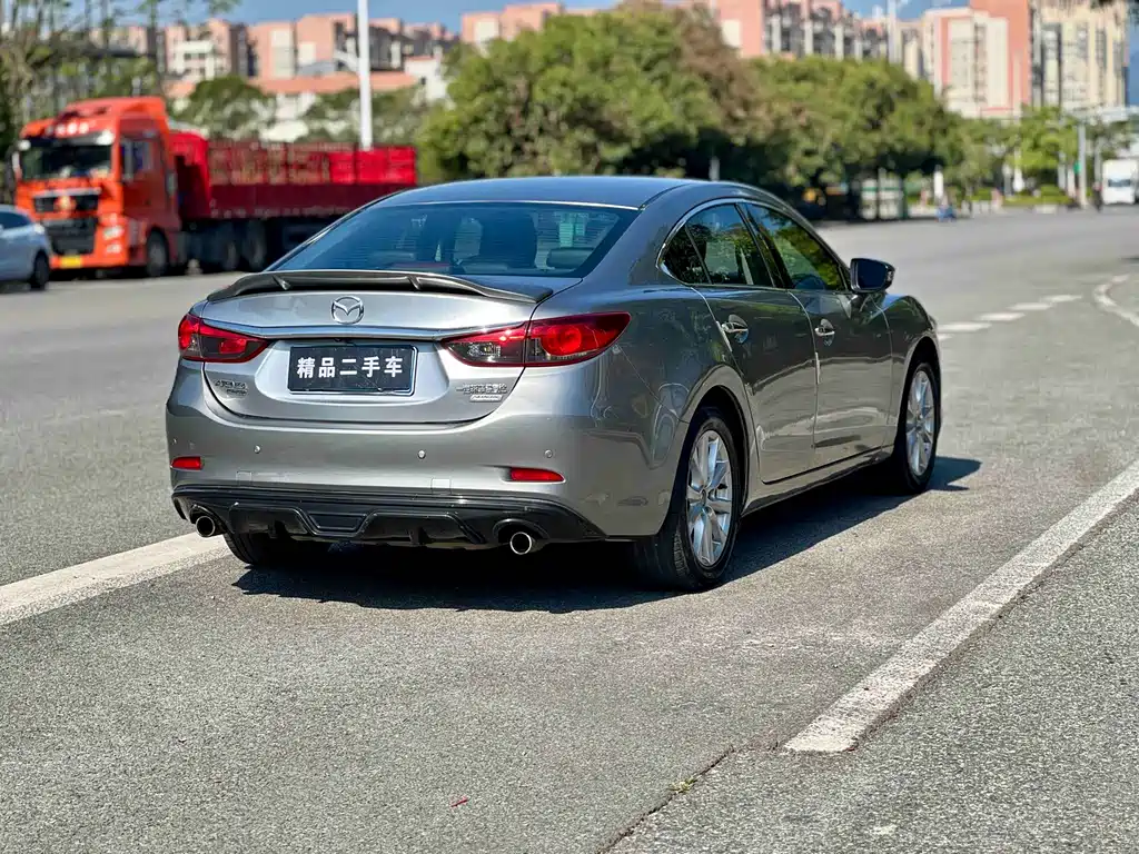 Atenza 2.0 L Blue Sky Luxury