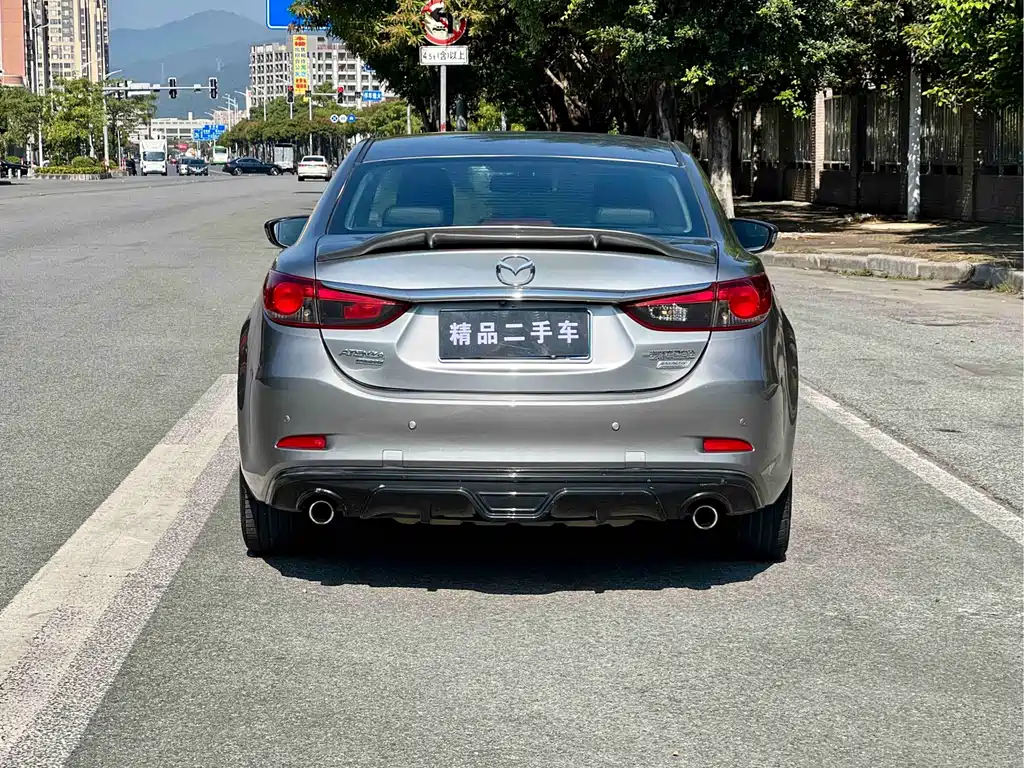Atenza 2.0 L Blue Sky Luxury