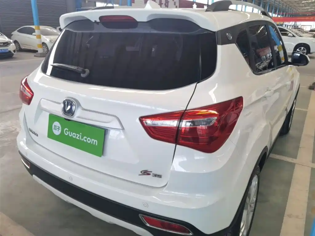 Changan CS35 1.6 L Auto Luxury